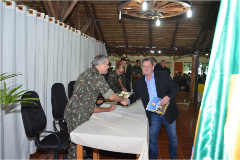 PREFEITO ALCEU DIEL É EMPOSSADO PRESIDENTE DA JUNTA DE SERVIÇO MILITAR – 136.